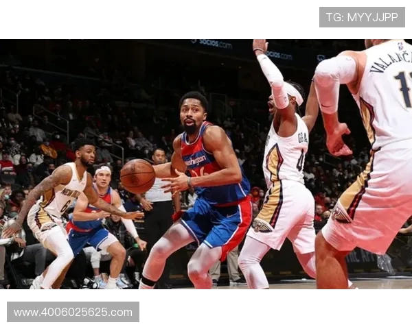 库兹马首节沉寂次节爆发半场贡献14分3板2助助力球队反弹